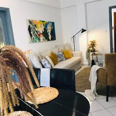 2 Bd Apt In Kolonaki - 4 Min Away From Metro Panepistimio Athens Exterior photo