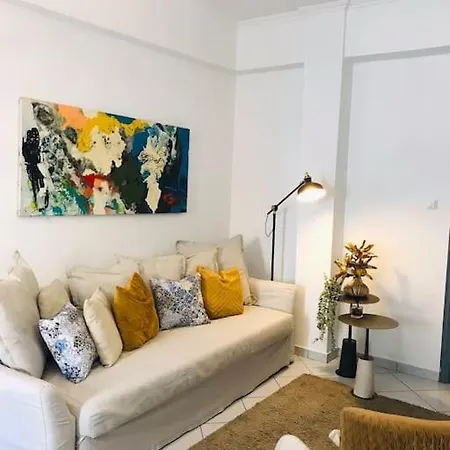 2 Bd Apt In Kolonaki - 4 Min Away From Metro Panepistimio Athens Exterior photo