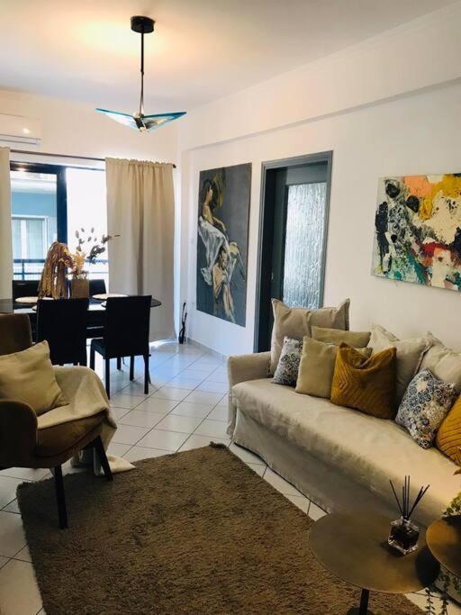 2 Bd In Kolonaki - 4 Min Away From Metro Panepistimio *
