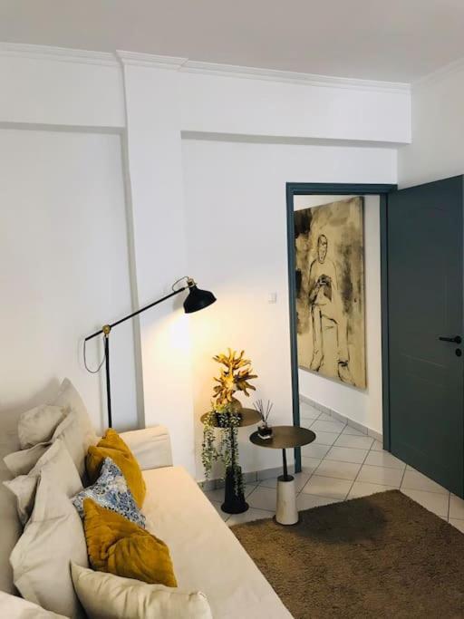 Apartment 2 Bd In Kolonaki - 4 Min Away From Metro Panepistimio