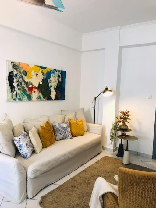 2 Bd In Kolonaki - 4 Min Away From Metro Panepistimio Ateny
