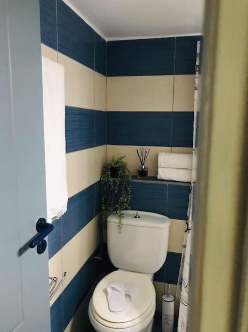 2 Bd In Kolonaki - 4 Min Away From Metro Panepistimio *